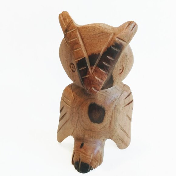 Vintage Hand Carved Light Wood With Dark Brown/Black Markings- Folk Art Owl-4.5" - Picture 2 of 7